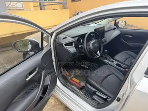 Toyota Corolla L 2022 Silver