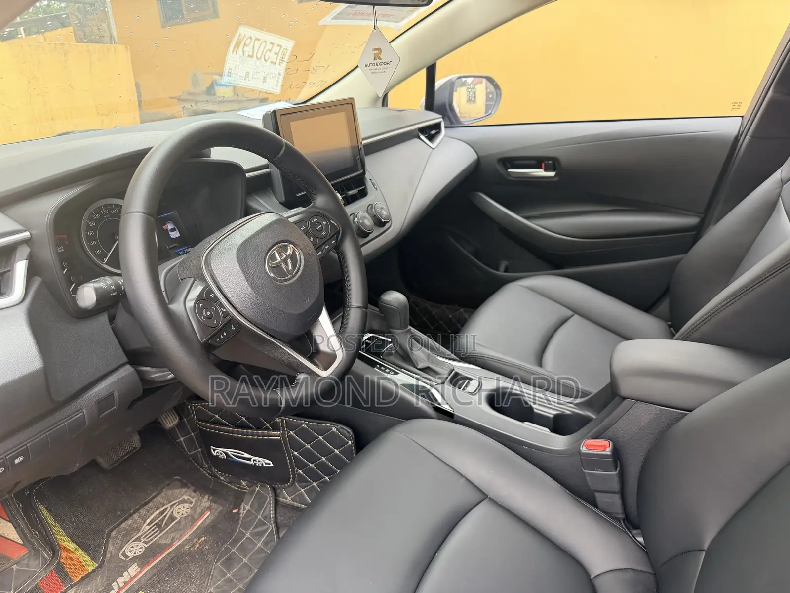 Toyota Corolla L 2022 Silver
