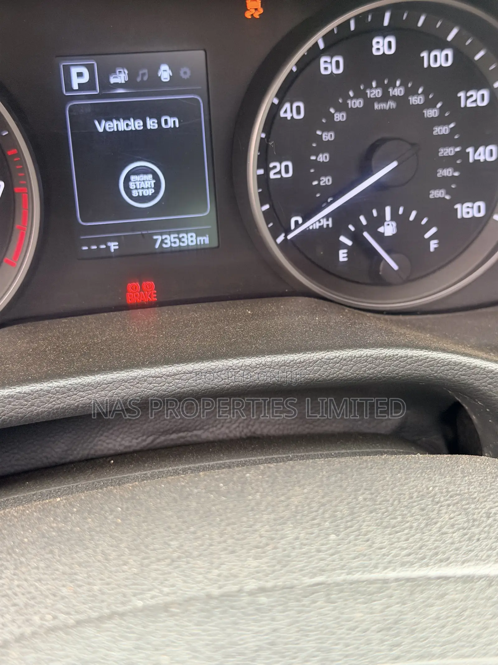 Hyundai Elantra Limited Sedan FWD (2.0L 4cyl 6A) 2017 Black