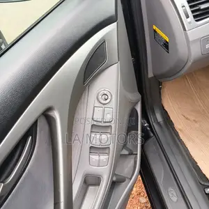 Hyundai Elantra 2013 Black