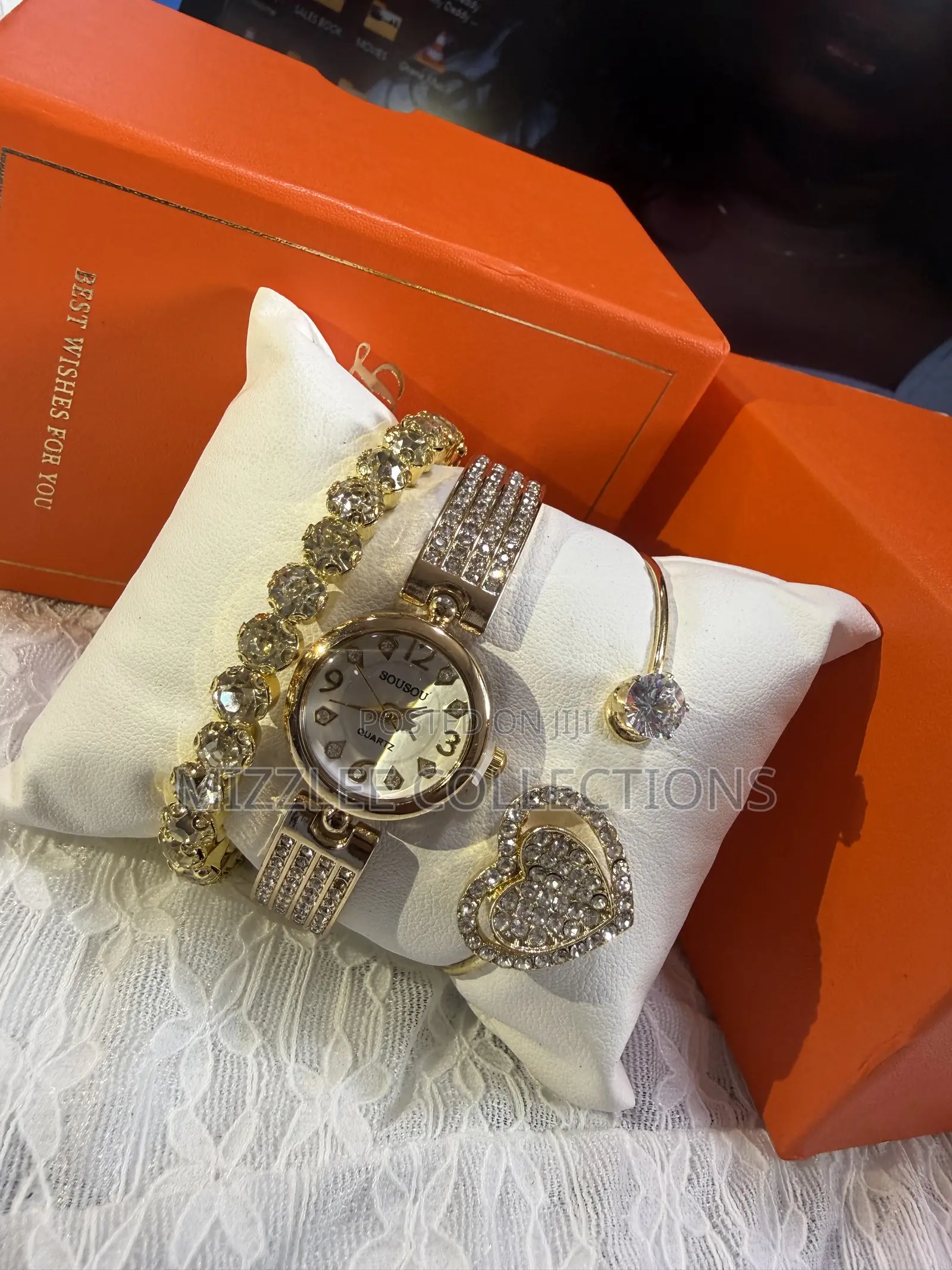 Beautiful Gift Set Boxed Watch and Bracelets for Ladies