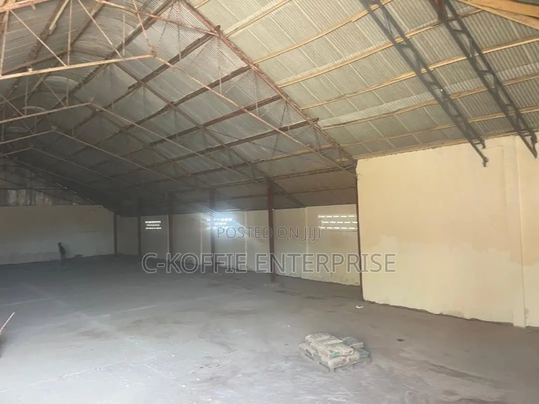 Avantageous 1,200 SQM at CIRCLE 4 RENT