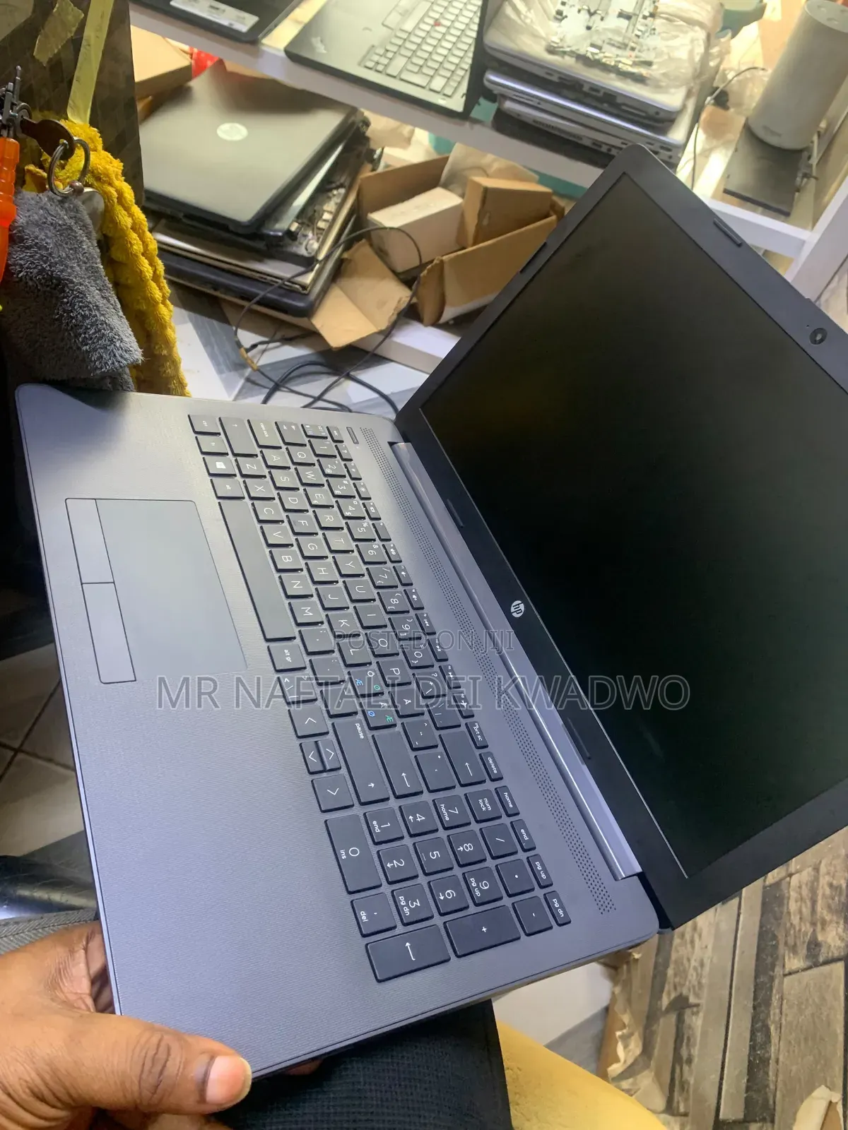 Laptop HP 250 G7 4GB Intel SSD 128GB