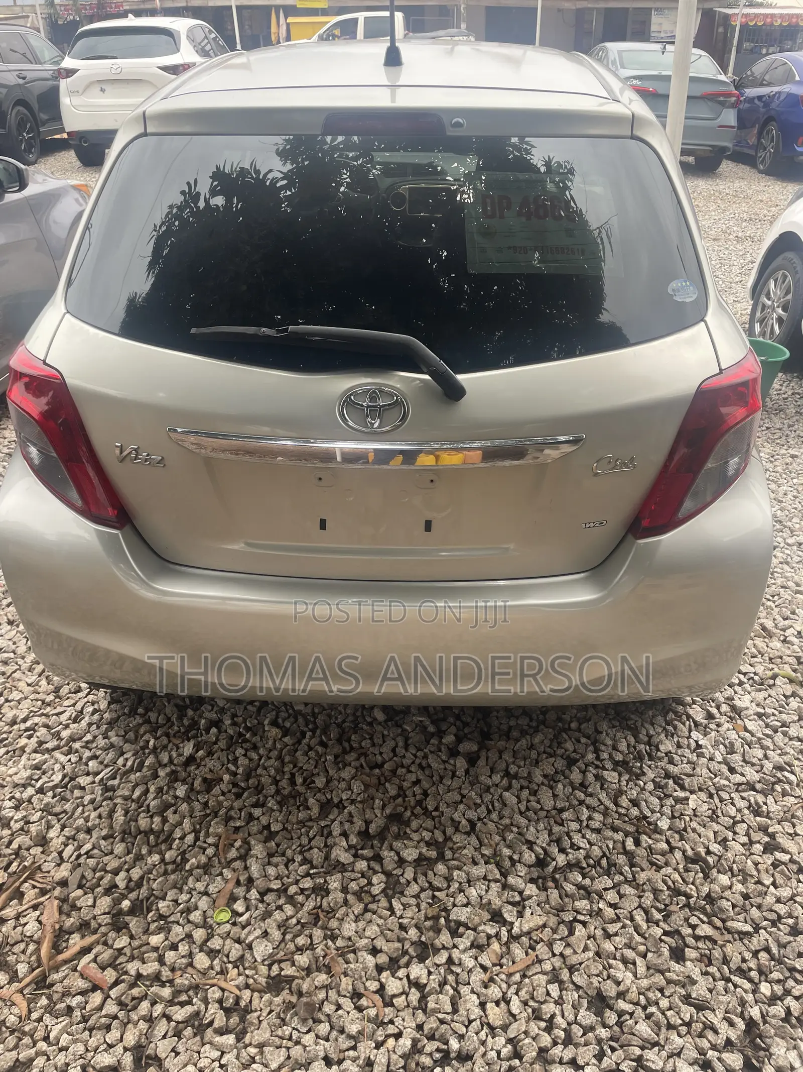 Toyota Vitz 2014 Silver