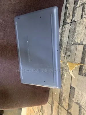 Laptop HP 250 G7 4GB Intel SSD 128GB