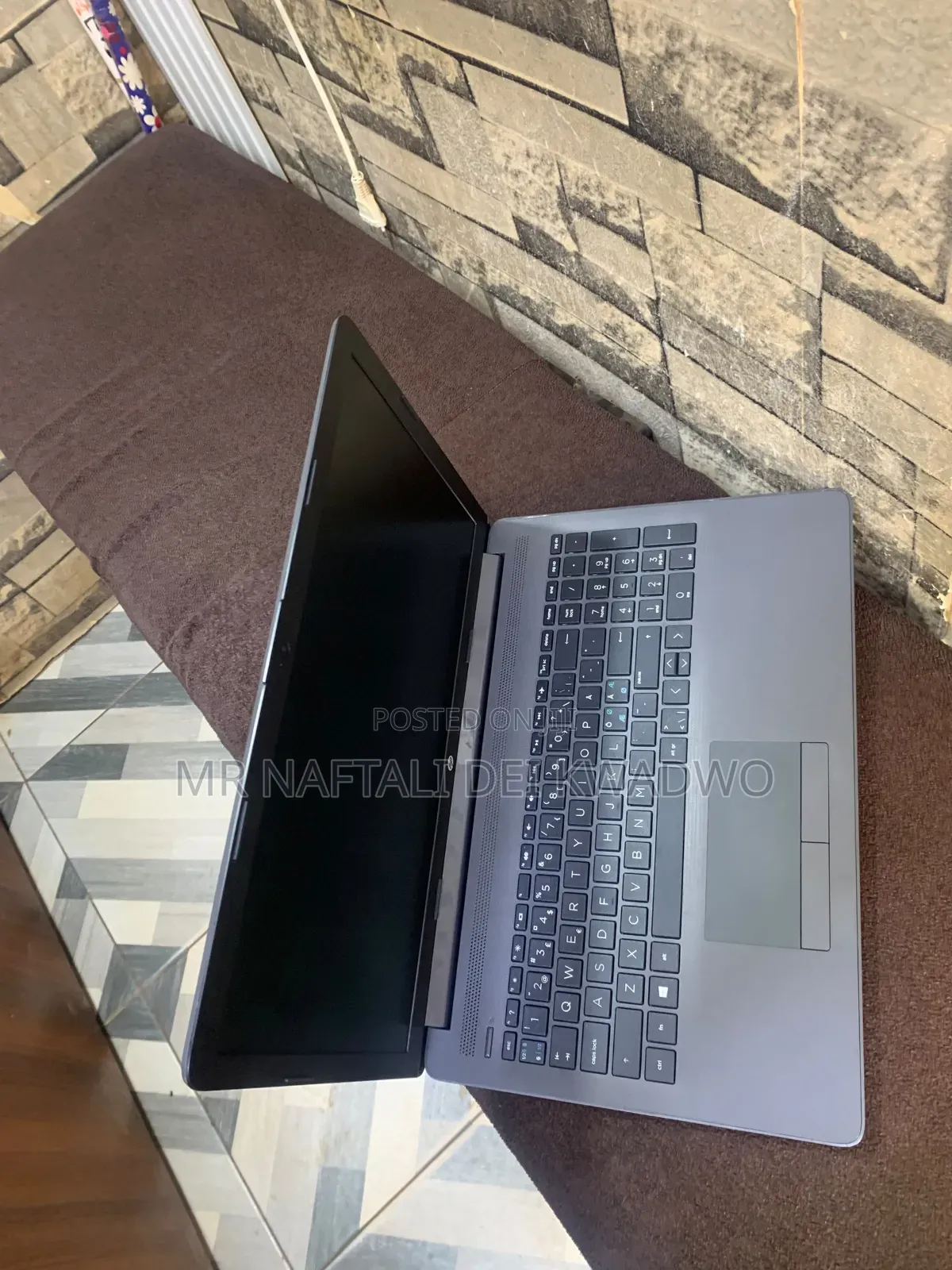 Laptop HP 250 G7 4GB Intel SSD 128GB