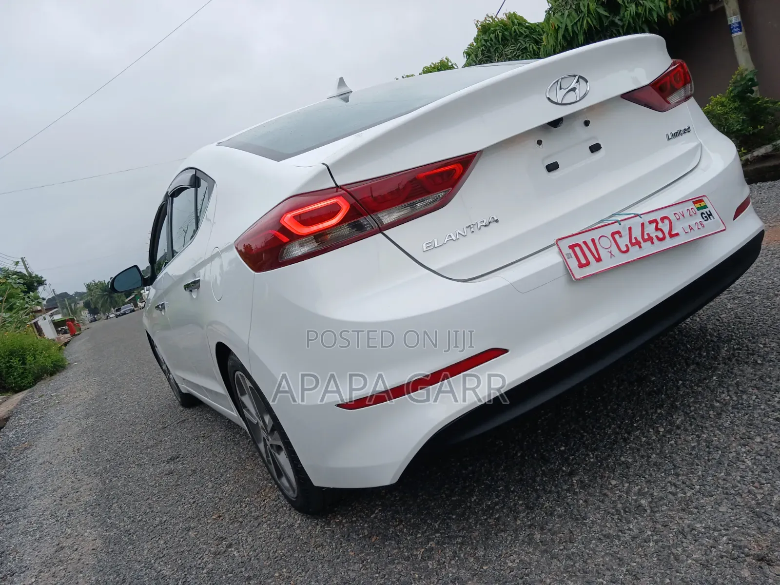 Hyundai Elantra 2017 White