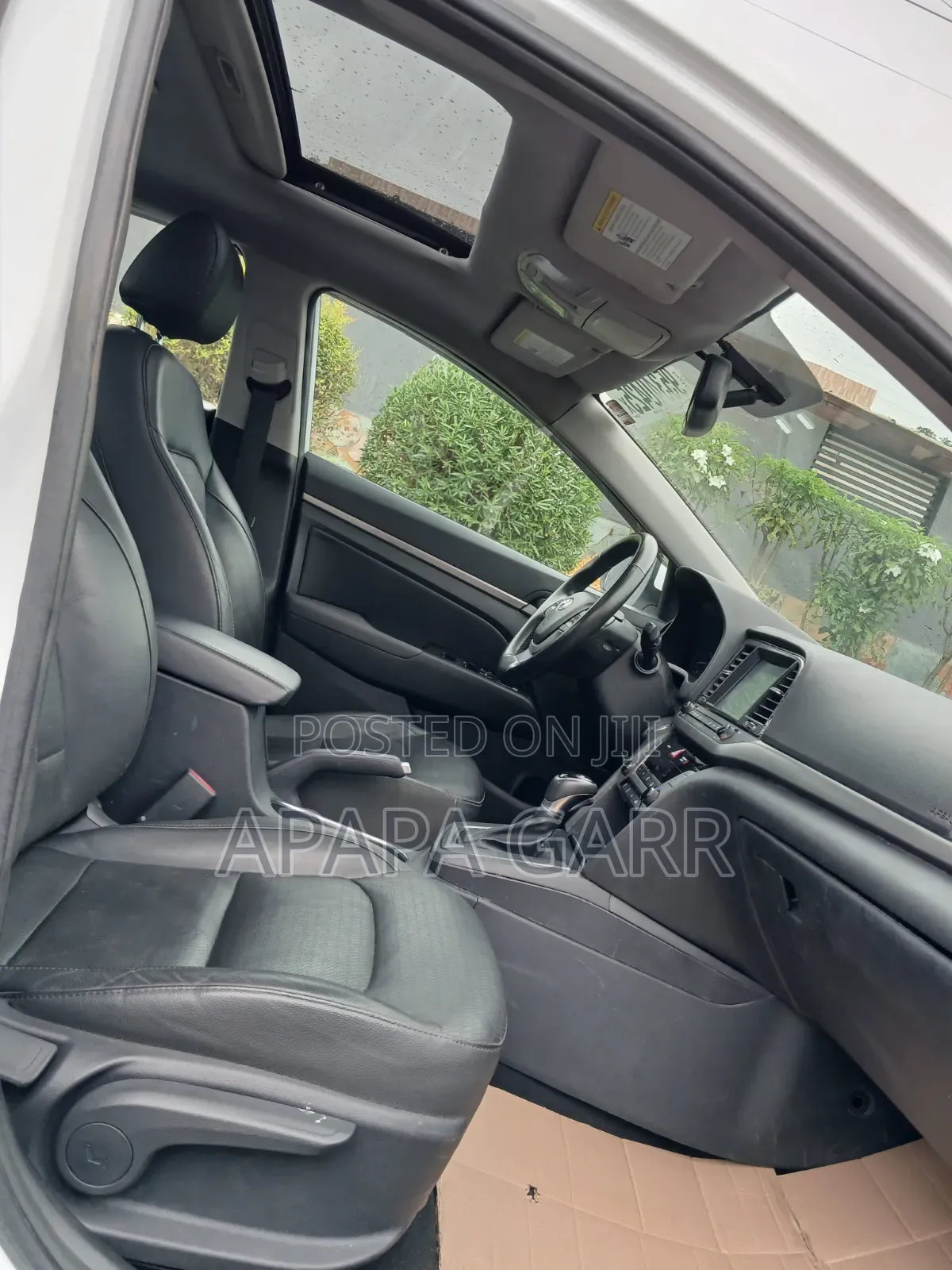 Hyundai Elantra 2017 White