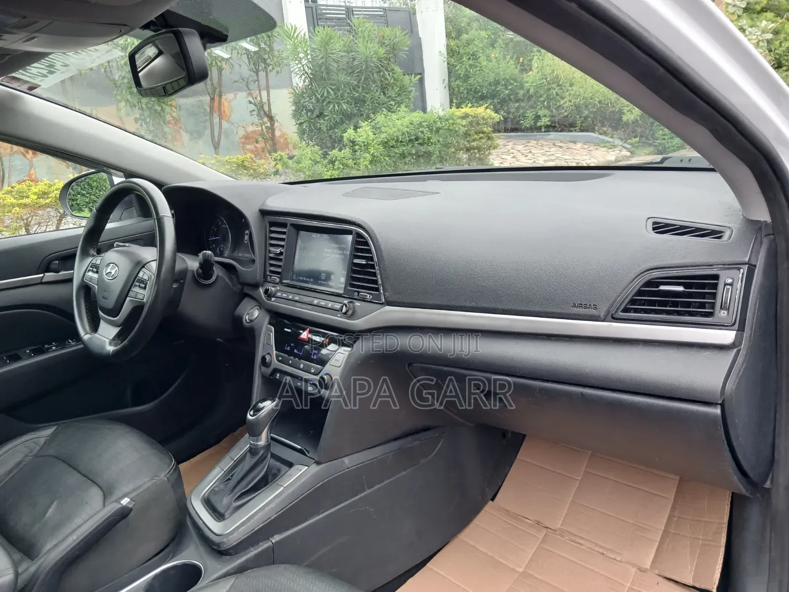 Hyundai Elantra 2017 White
