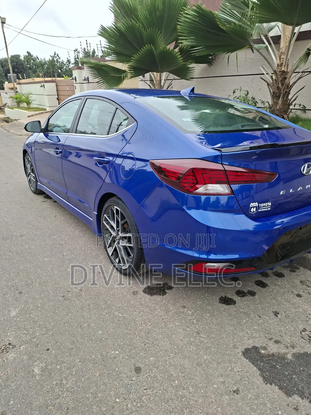 Hyundai Elantra 2019 Blue