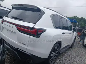 Lexus LX 600 2024 White