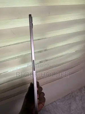 Apple iPad Pro 12.9 (2022) 128 GB Silver