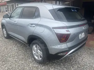 New Hyundai Creta 2023 Gray