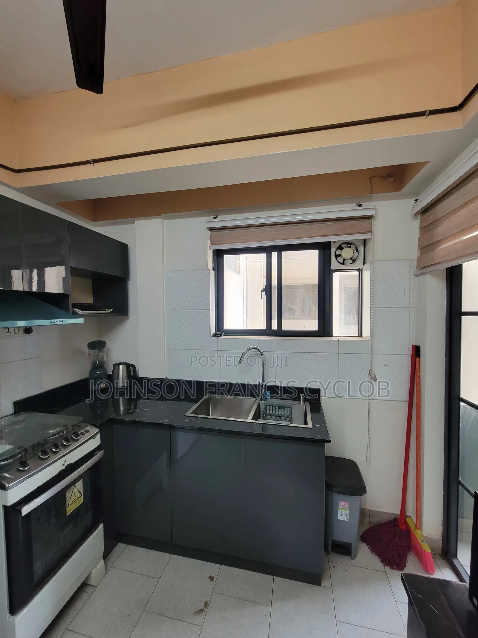 Furnished 3bdrm Apartment in Sethi Realty Estate,, Community 25