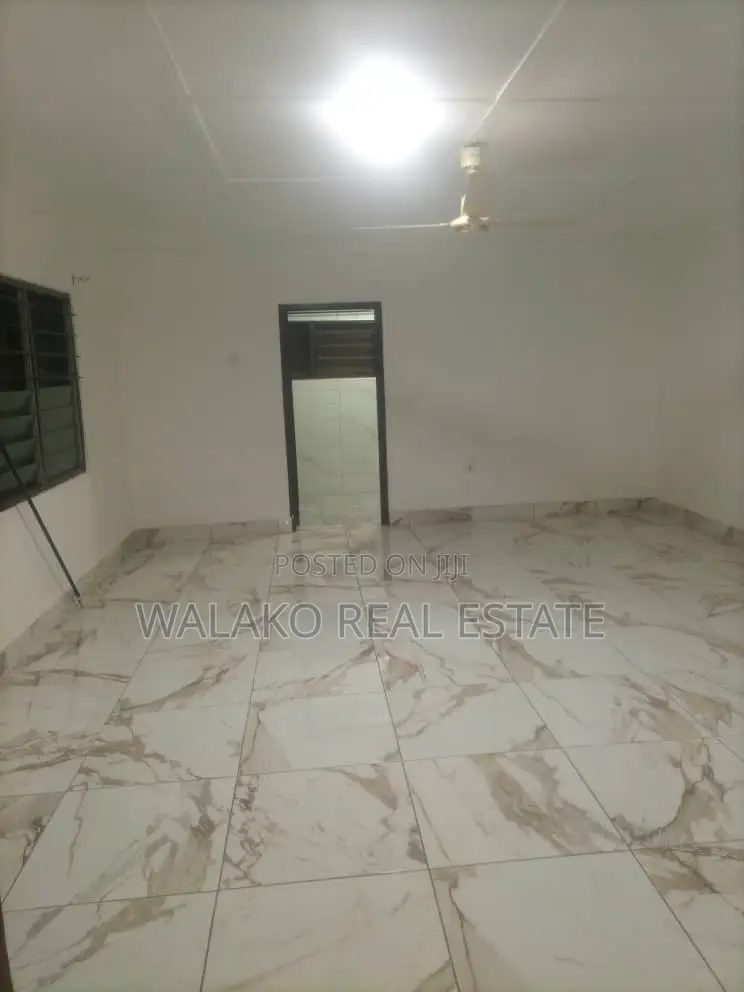 2bdrm Apartment in Mile 7 for rent