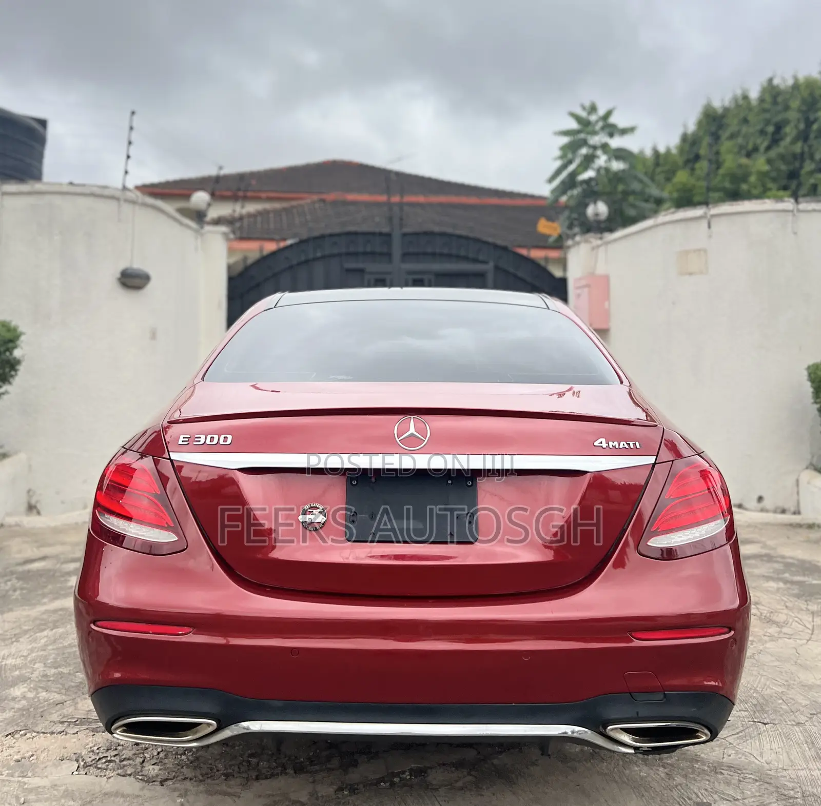 Mercedes-Benz E300 4Matic AWD Sedan (2.0L 4cyl 9A) 2017 Red