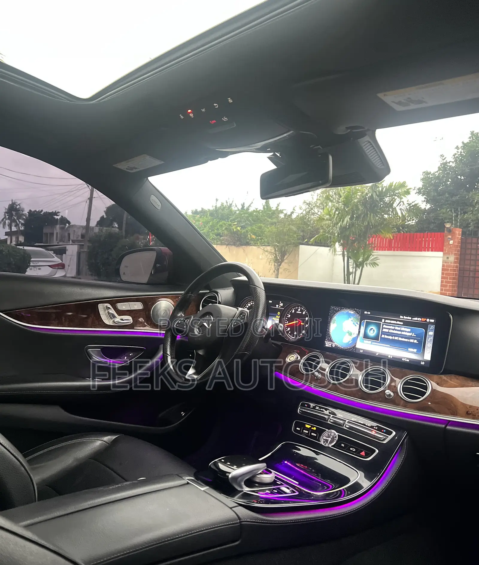Mercedes-Benz E300 4Matic AWD Sedan (2.0L 4cyl 9A) 2017 Red