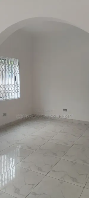4bdrm House in Airport East, Police Station for rent