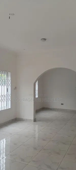 4bdrm House in Airport East, Police Station for rent