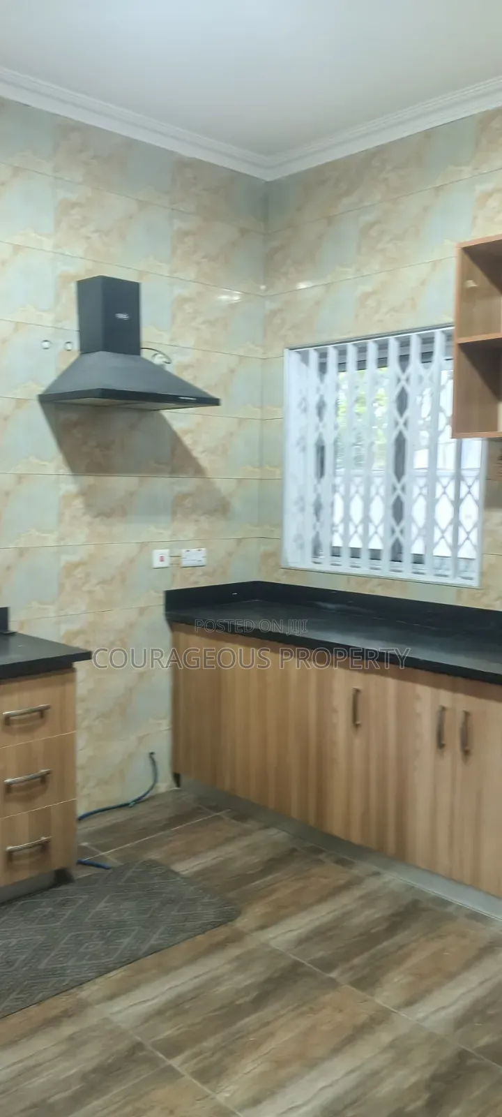 4bdrm House in Airport East, Police Station for rent