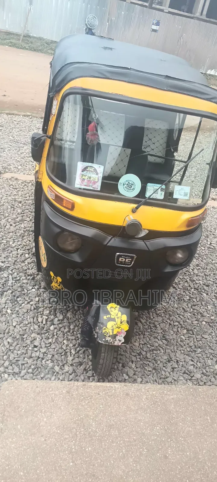 Bajaj RE 2020 Black