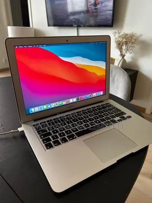 Laptop Apple MacBook Air 2012 8GB Intel Core i7 SSD 256GB