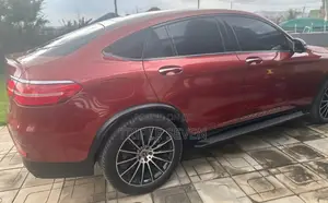 Mercedes-Benz GLC-Class 2017 Red