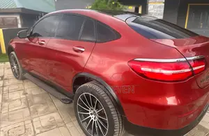 Mercedes-Benz GLC-Class 2017 Red