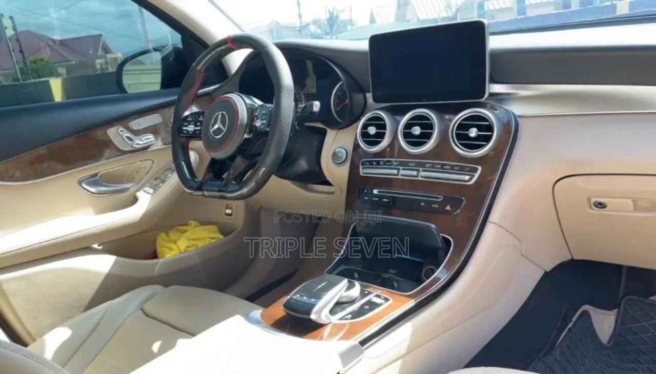 Mercedes-Benz GLC-Class 2017 Red