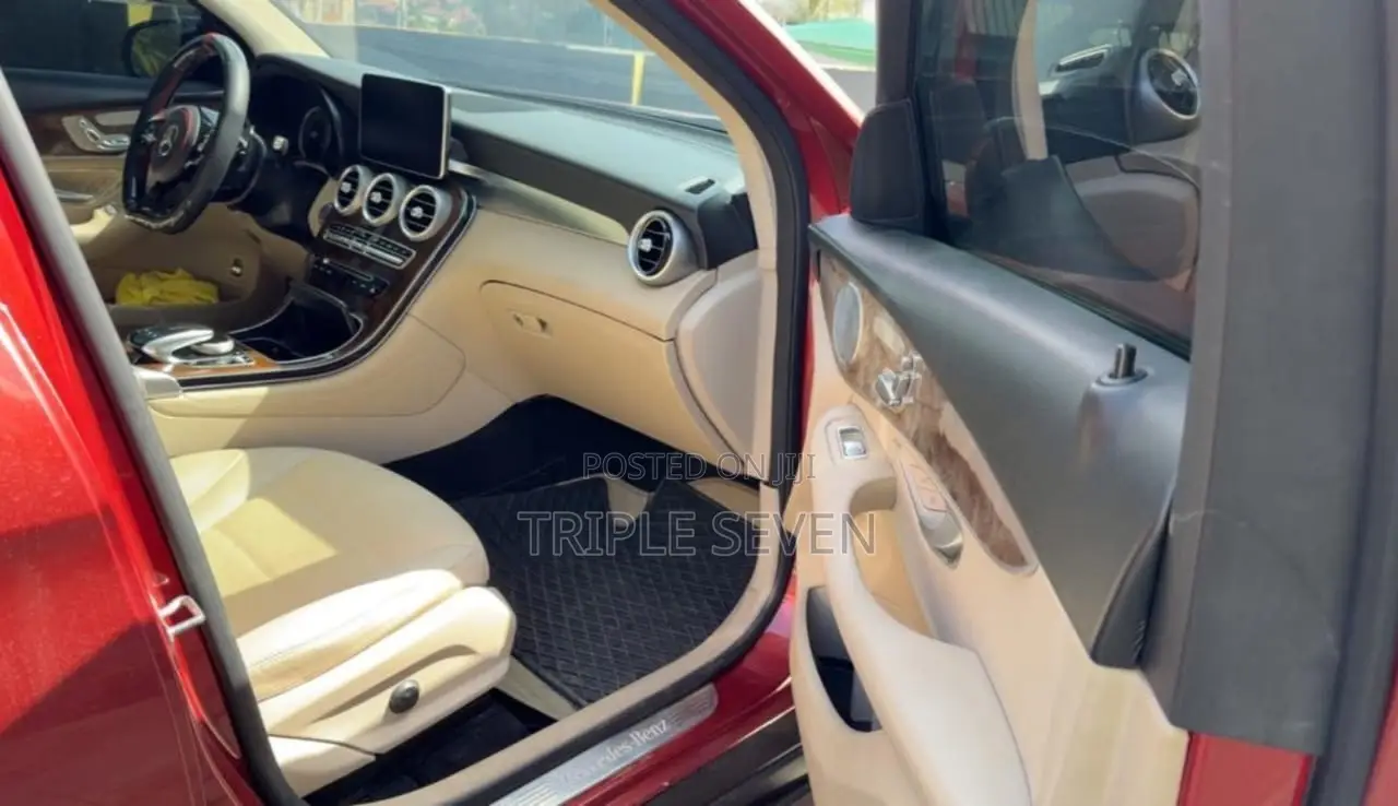 Mercedes-Benz GLC-Class 2017 Red