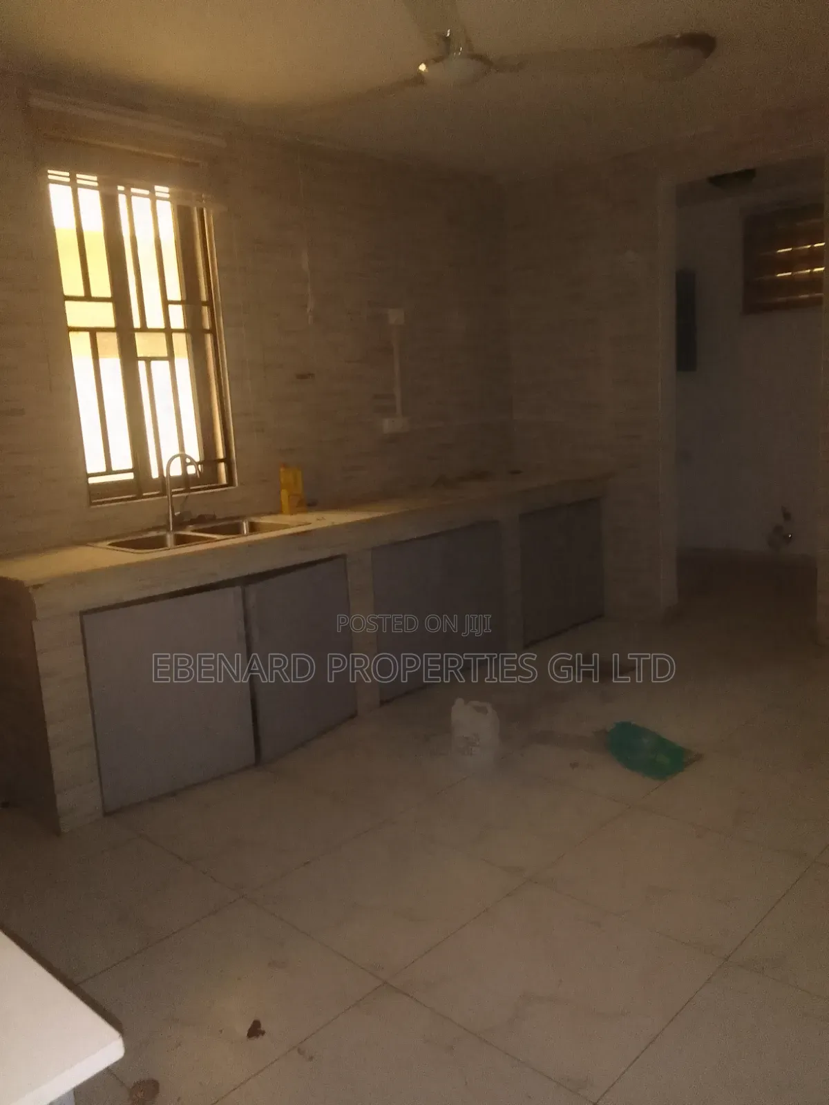 5bdrm House in Ebenard Properties, Lashibi for rent
