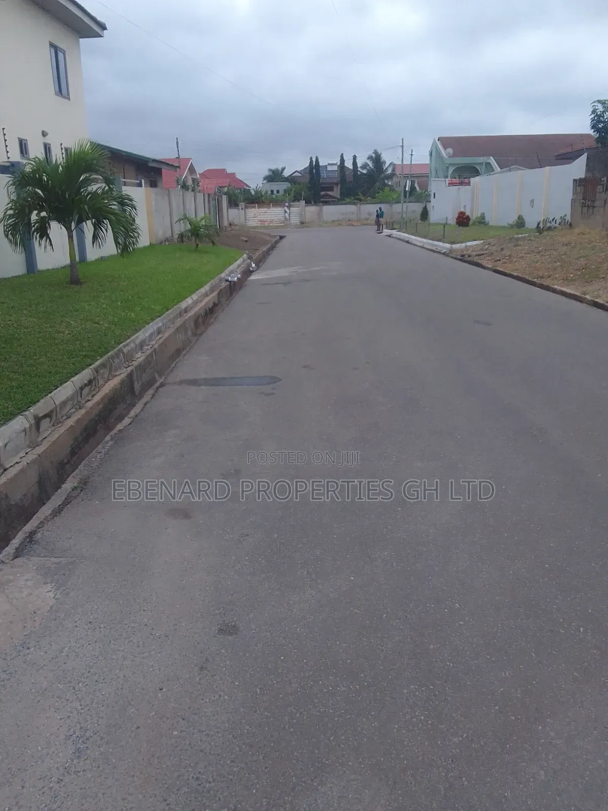 5bdrm House in Ebenard Properties, Lashibi for rent