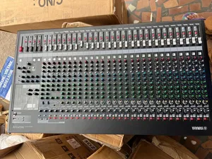 MGP 32X Mixer Console