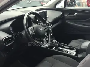 Hyundai Santa Fe 2019 White