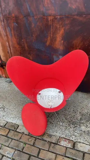 Vitra Design Museum Miniatures Collection Heart Shaped Cone Chair