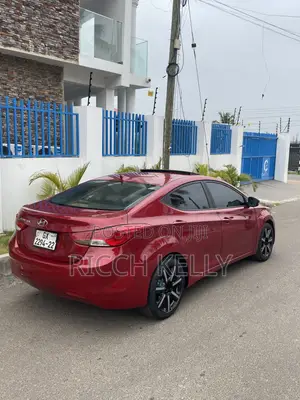 Hyundai Elantra Limited Sedan FWD (1.8L 4cyl 6A) 2013 Red