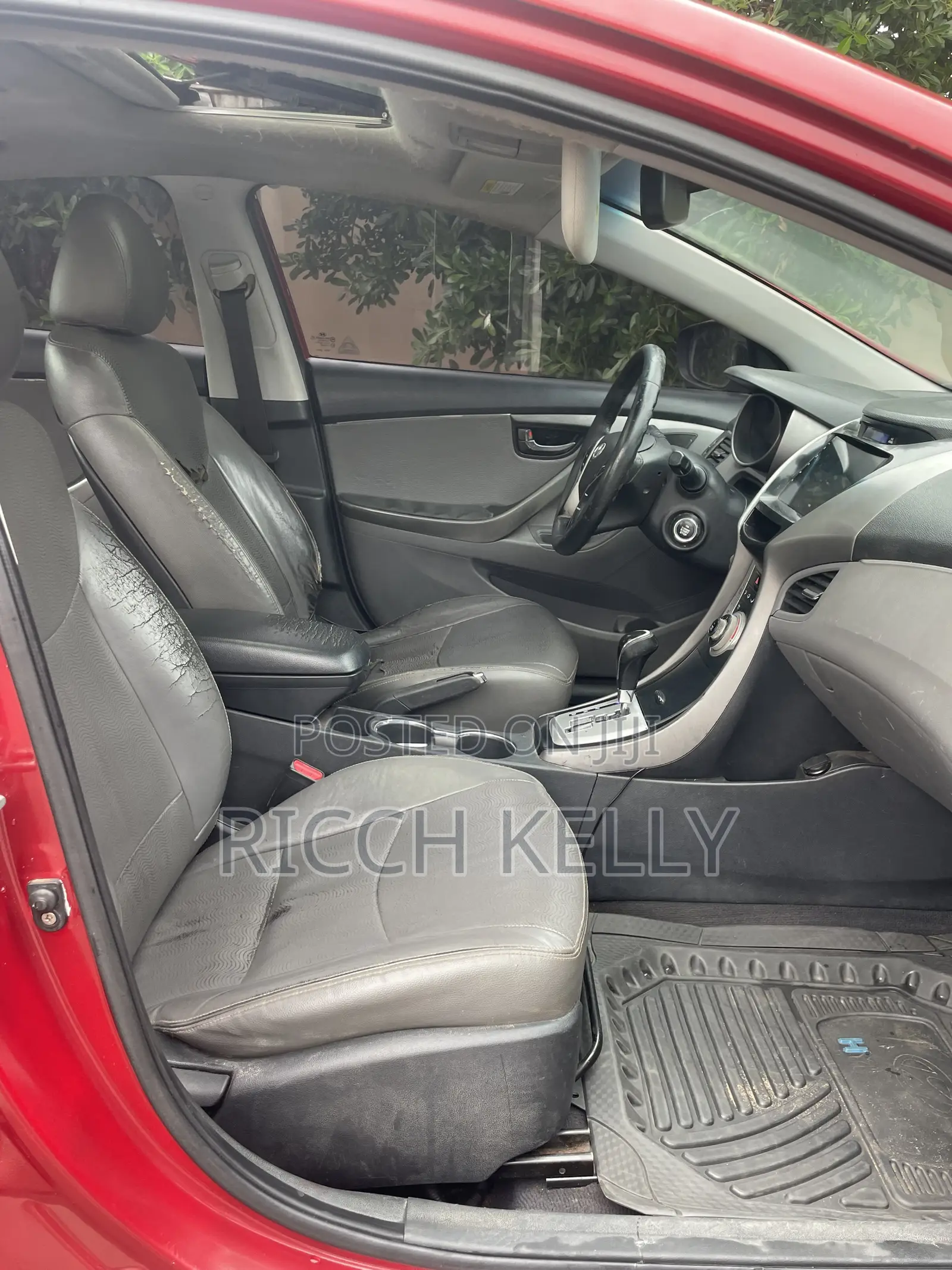 Hyundai Elantra Limited Sedan FWD (1.8L 4cyl 6A) 2013 Red