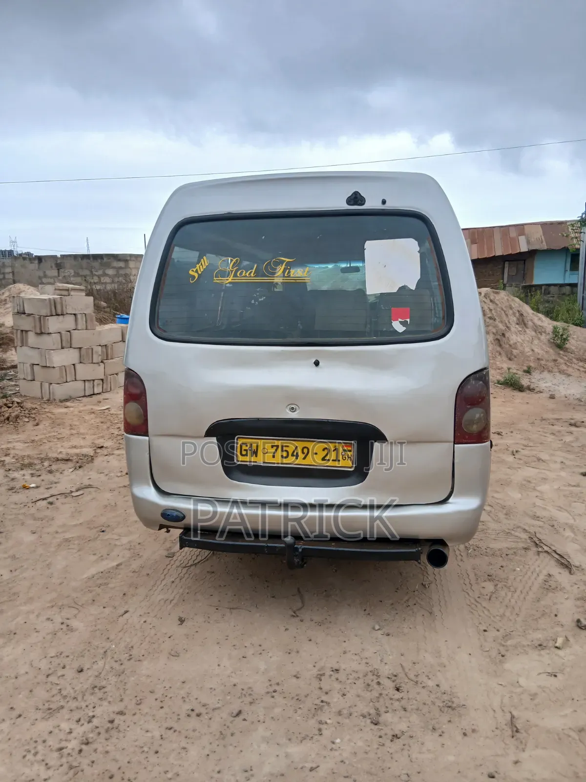 Hyundai H-100 2004 Silver
