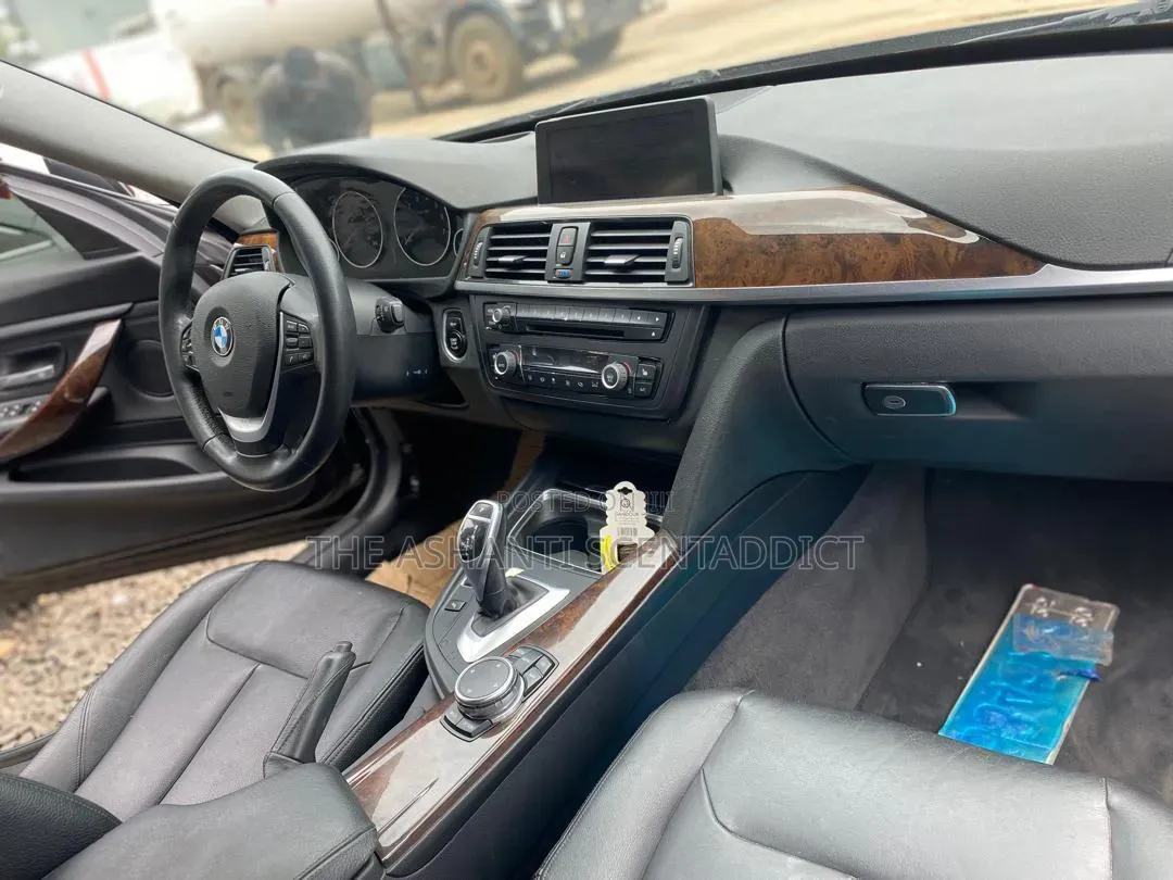 BMW 3 Series 328i RWD 2015 Black