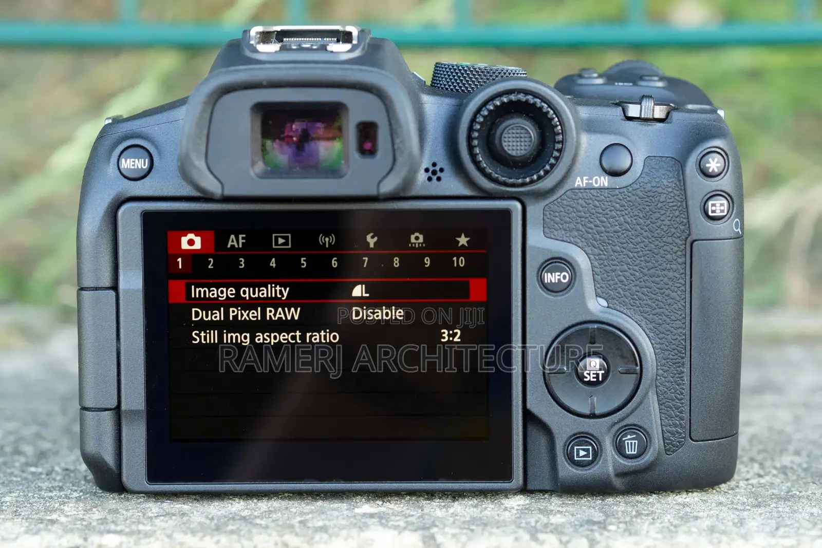 Canon R7 DSLR Camera