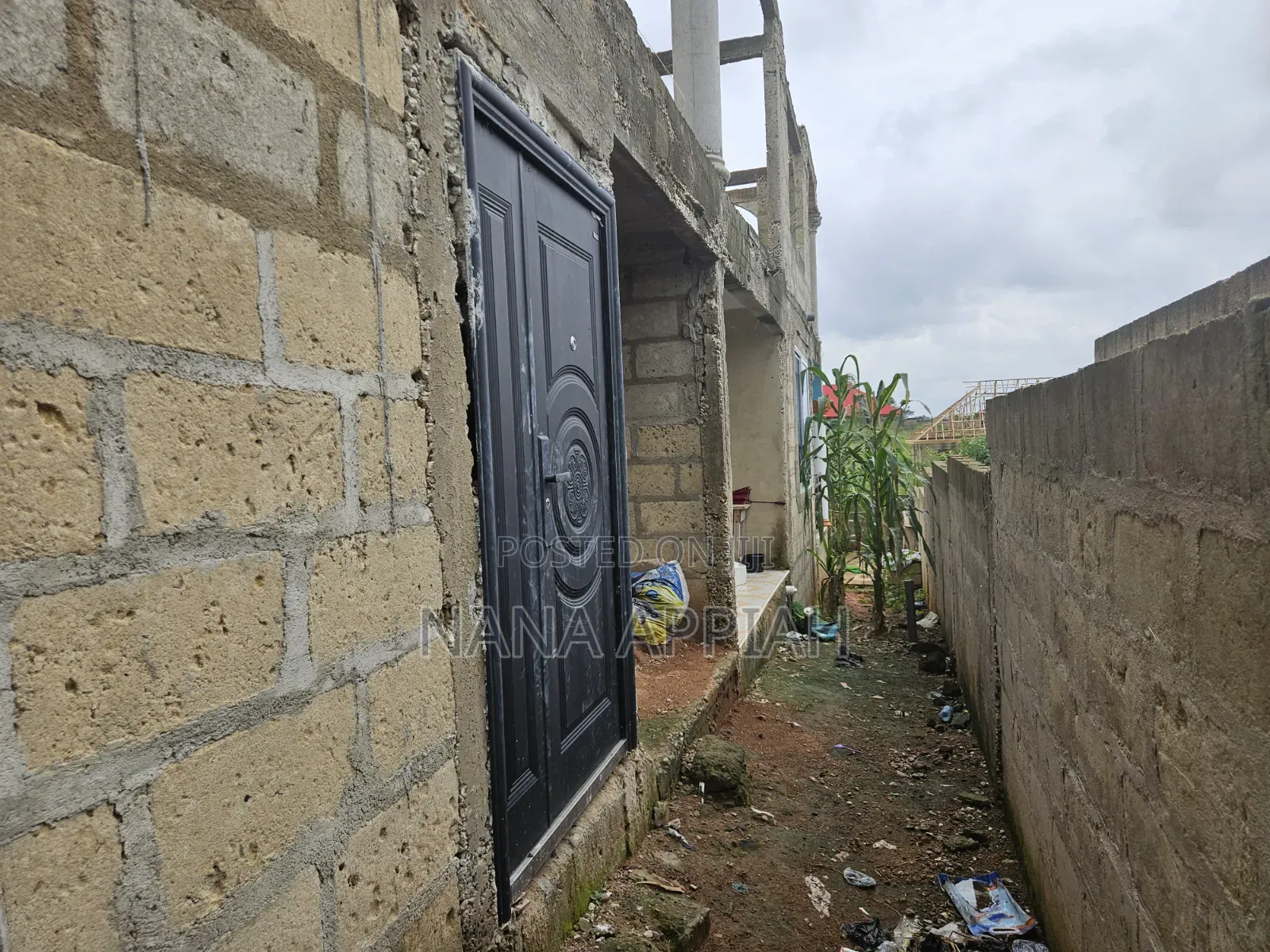 4bdrm House in Kwabre for sale