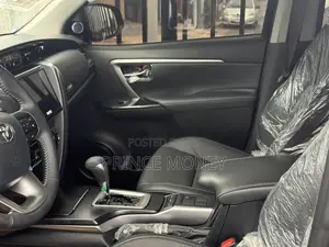 New Toyota Fortuner 2025 Black