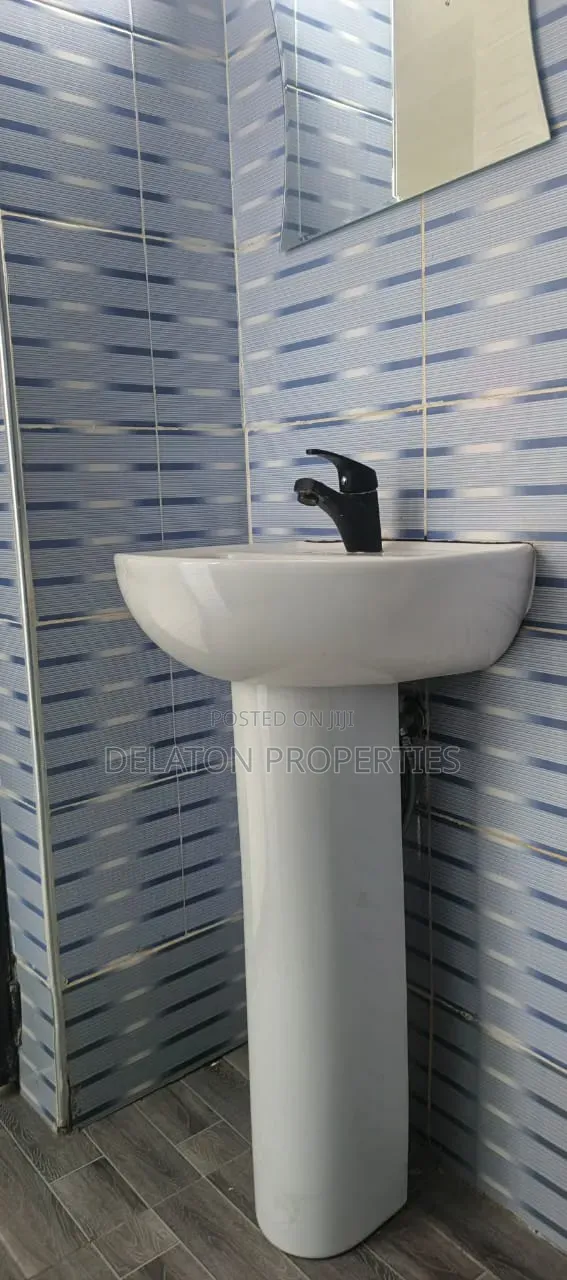 1bdrm Apartment in Baatsona Total for rent