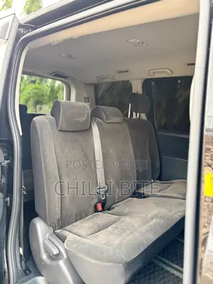 Toyota Voxy V 4WD 8-Seater 2012 Black