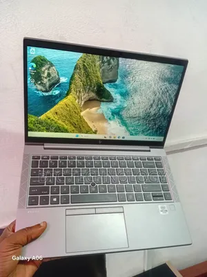 Laptop HP ZBook Firefly 14 G7 32GB Intel Core i7 SSD 1T
