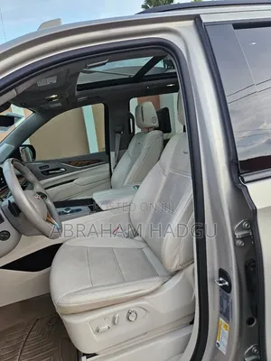 Cadillac Escalade 2021 Silver