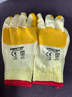 Latex Coated Yellow Palm Glove