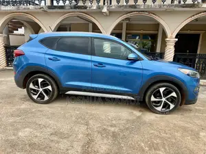 Hyundai Tucson Hybrid 2022 Blue