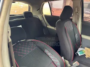 Toyota Vitz 2010 Blue