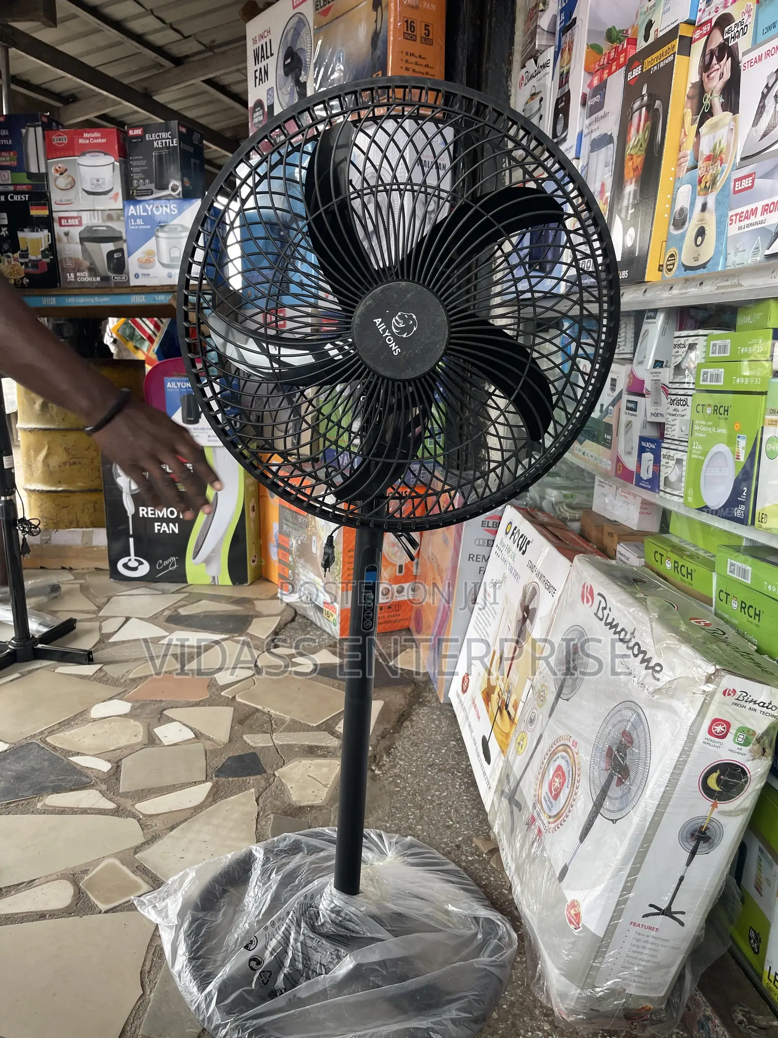 Ailyons 18” Remote Stand Fan